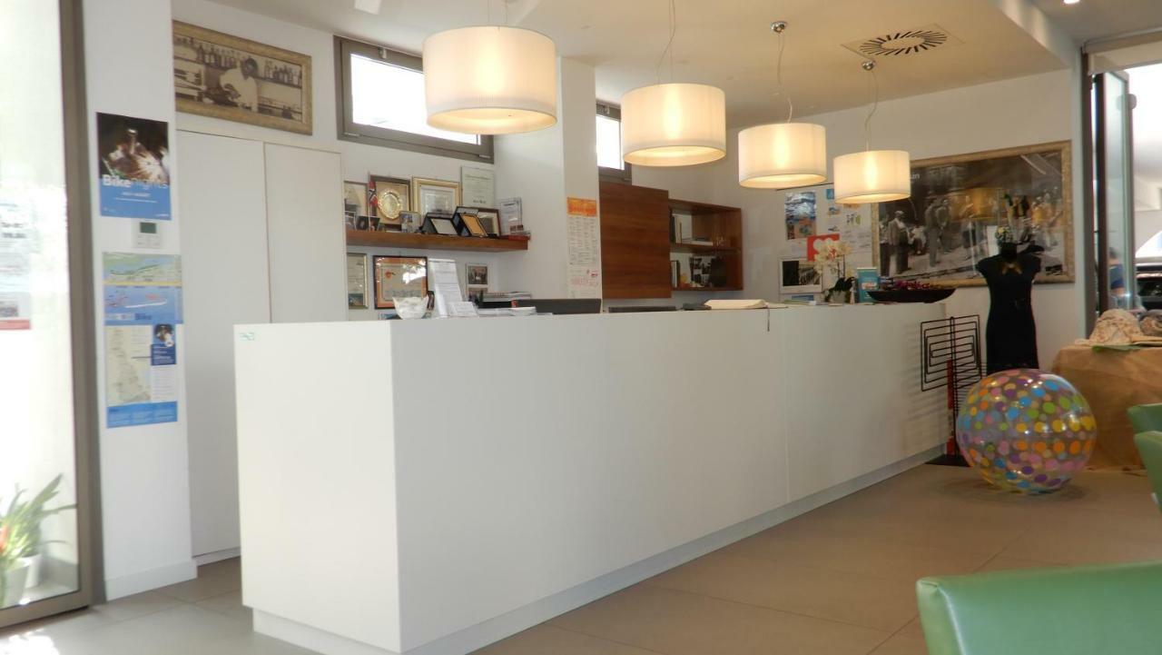 Hotel Luciana Μπιμπιόνε Εξωτερικό φωτογραφία